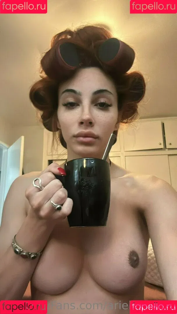 arieldemure Onlyfans Photo Gallery 