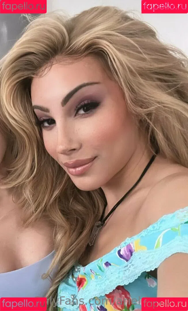 arieldemure Onlyfans Photo Gallery 