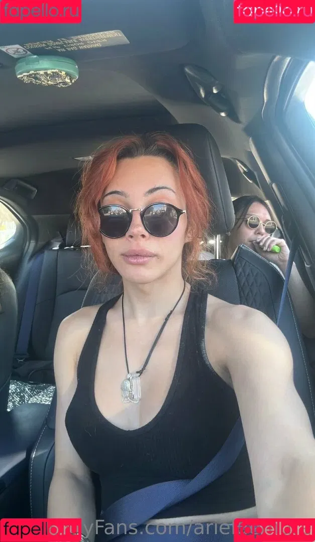 arieldemure Onlyfans Photo Gallery 