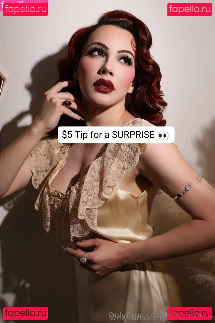 arieldemure Onlyfans Photo Gallery 