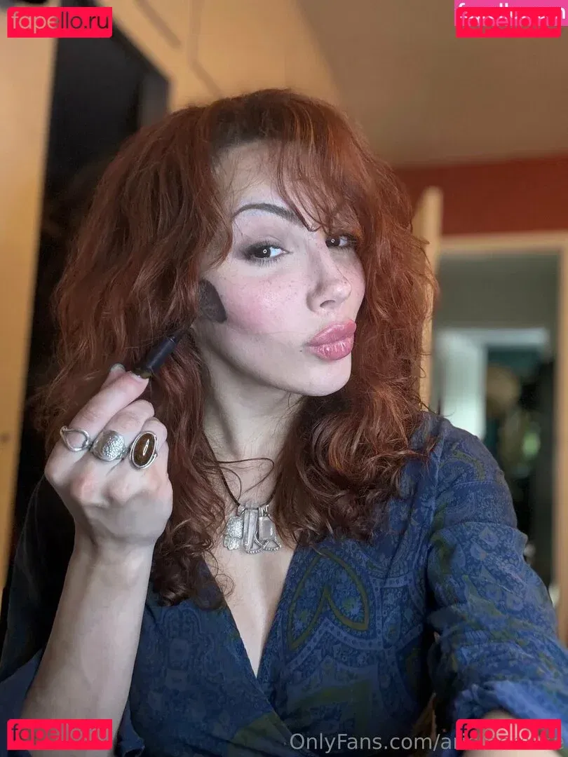 arieldemure Onlyfans Photo Gallery 