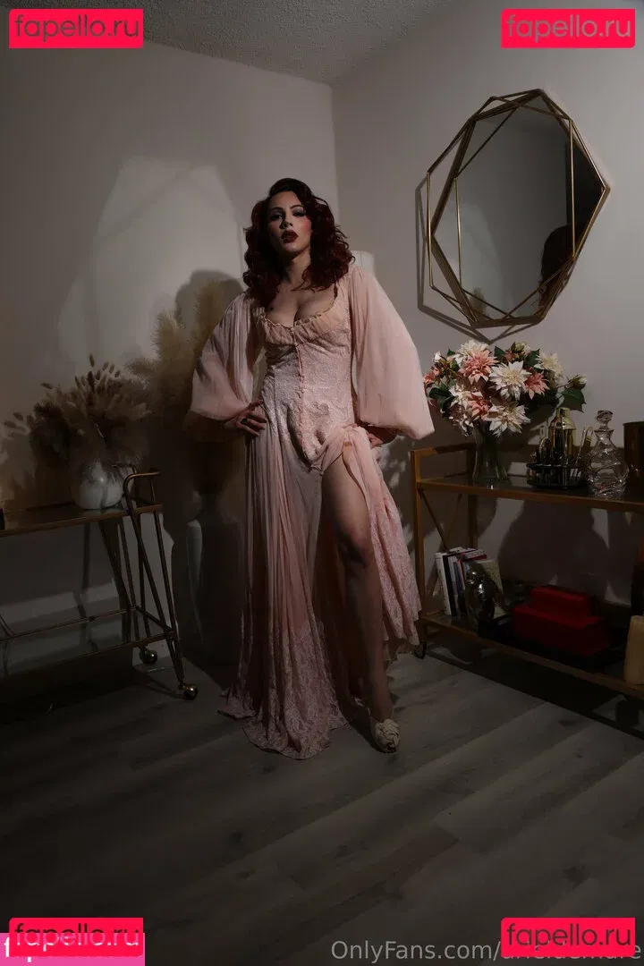 arieldemure Onlyfans Photo Gallery 