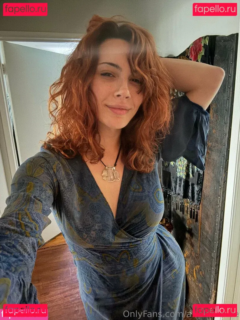 arieldemure Onlyfans Photo Gallery 