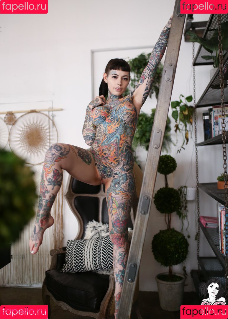 Tiger Lilly Suicide Onlyfans Photo Gallery 