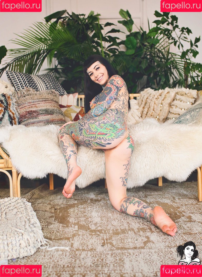 Tiger Lilly Suicide Onlyfans Photo Gallery 