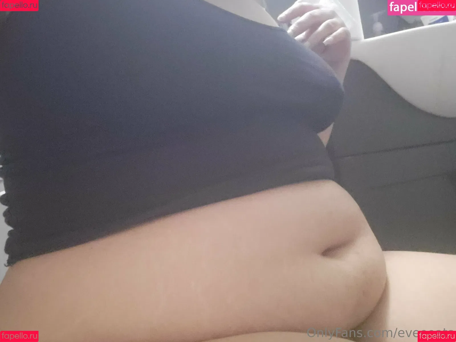 eveeeats Onlyfans Photo Gallery 