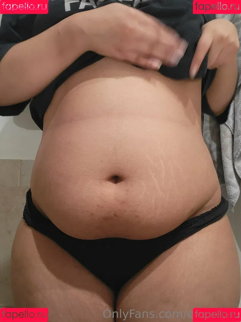 eveeeats Onlyfans Photo Gallery 