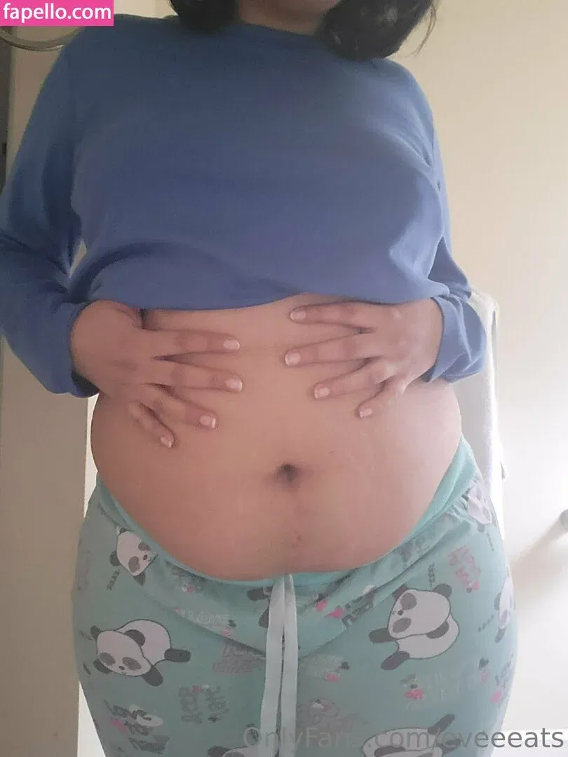 eveeeats Onlyfans Photo Gallery 