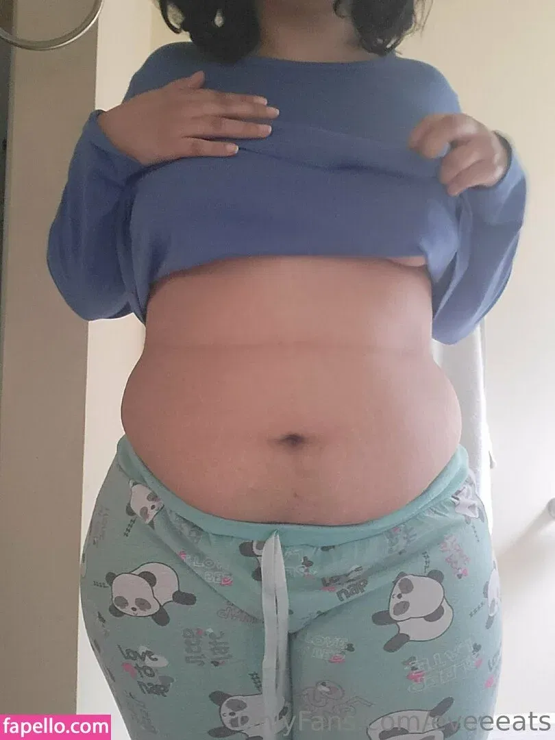 eveeeats Onlyfans Photo Gallery 