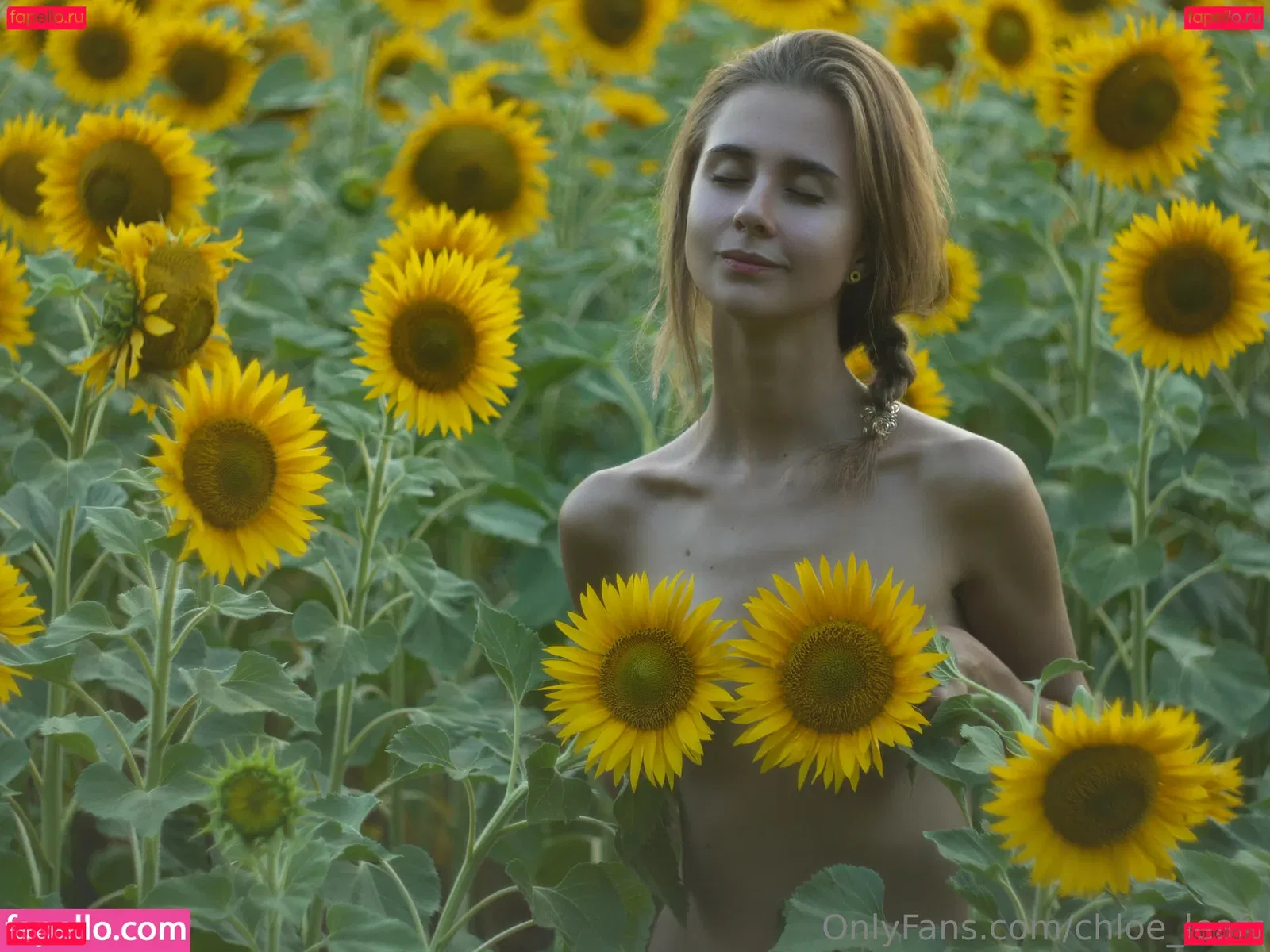 Chloe Leafs Onlyfans Photo Gallery 