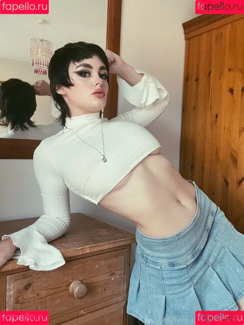 Kyranekko Onlyfans Photo Gallery 
