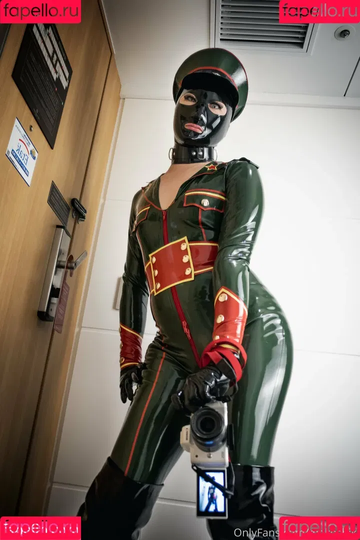 makoshiki Onlyfans Photo Gallery 