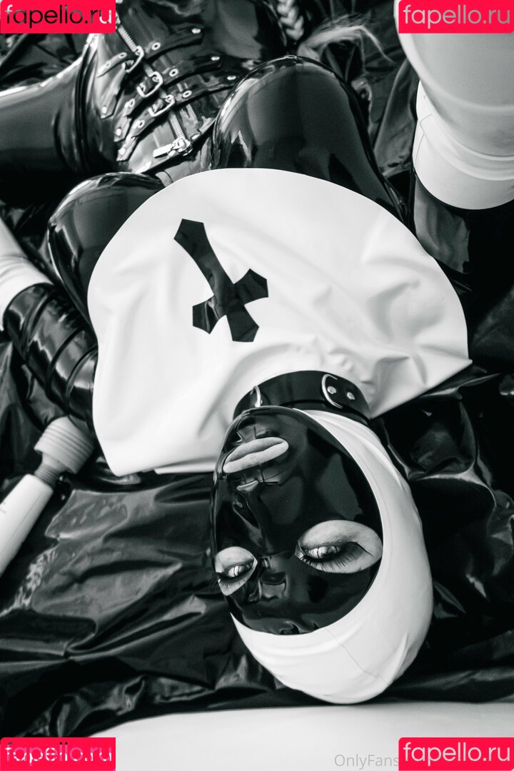 makoshiki Onlyfans Photo Gallery 