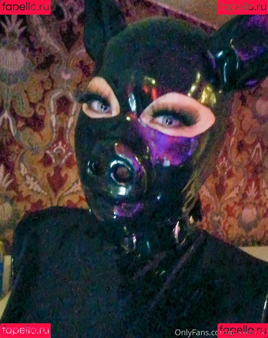 makoshiki Onlyfans Photo Gallery 