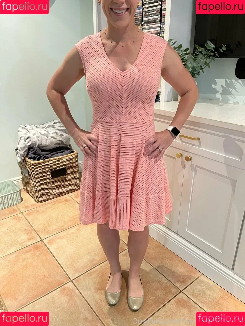haute_for_teacher Onlyfans Photo Gallery 
