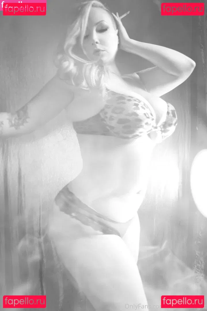 jennastarlight Onlyfans Photo Gallery 