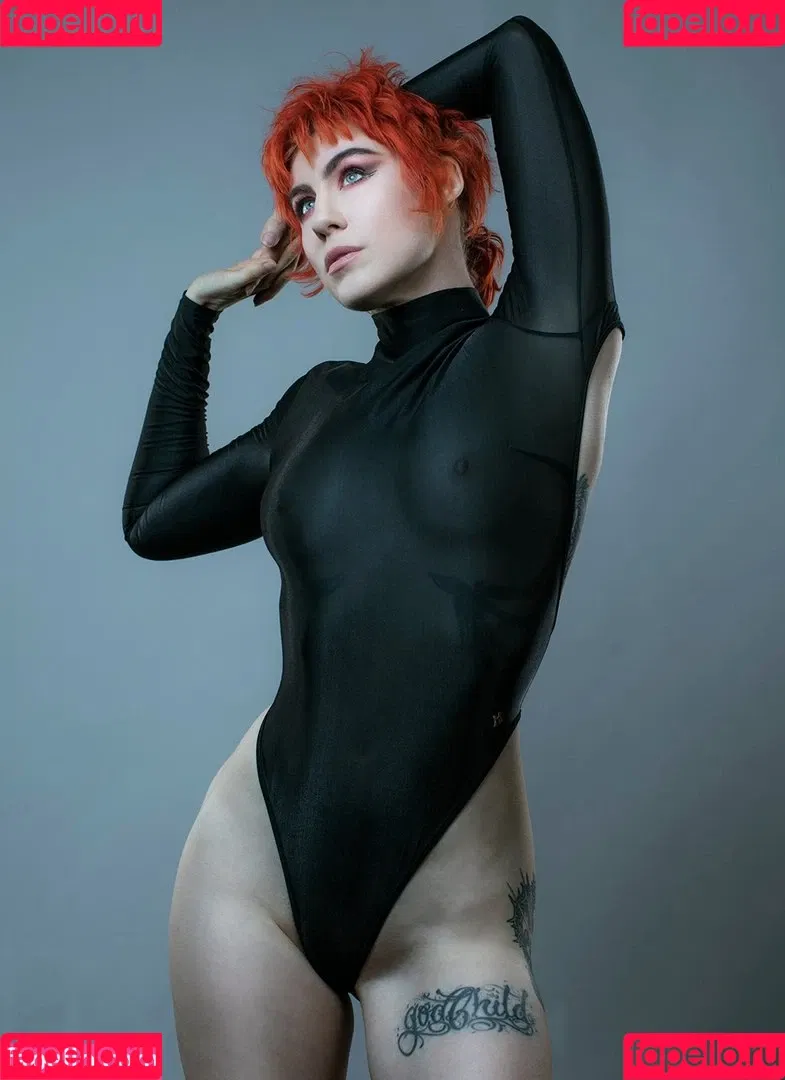 Comicbookgirl19 Onlyfans Photo Gallery 
