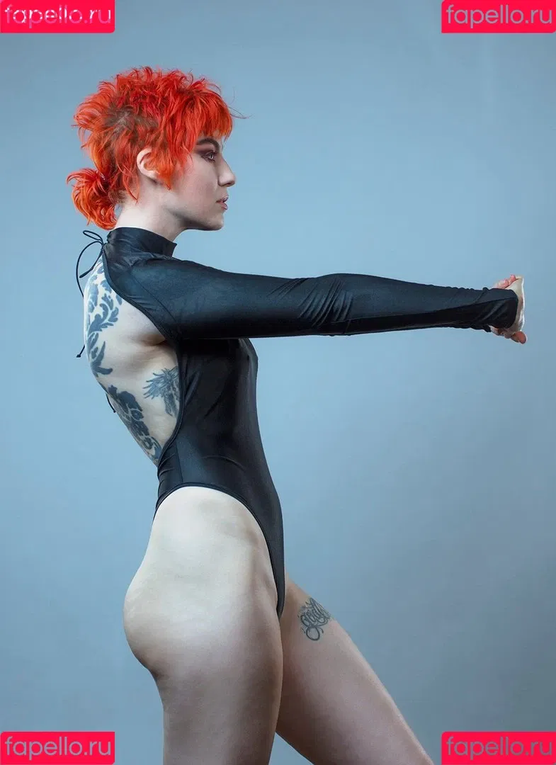 Comicbookgirl19 Onlyfans Photo Gallery 