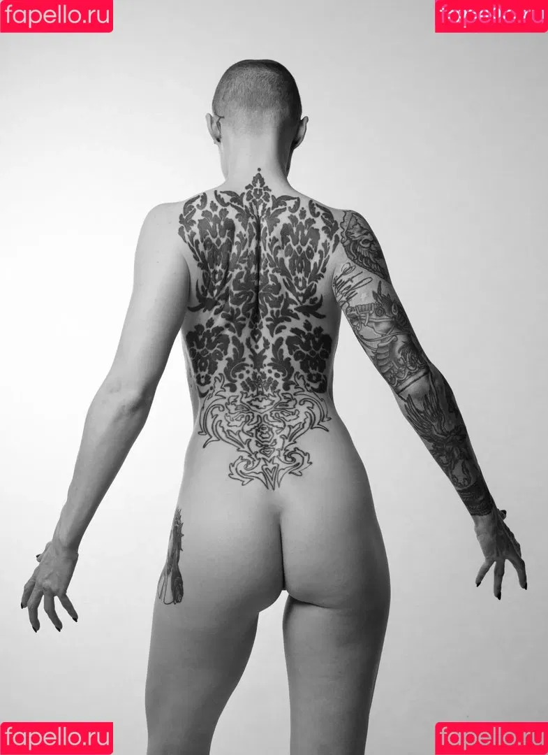 Comicbookgirl19 Onlyfans Photo Gallery 