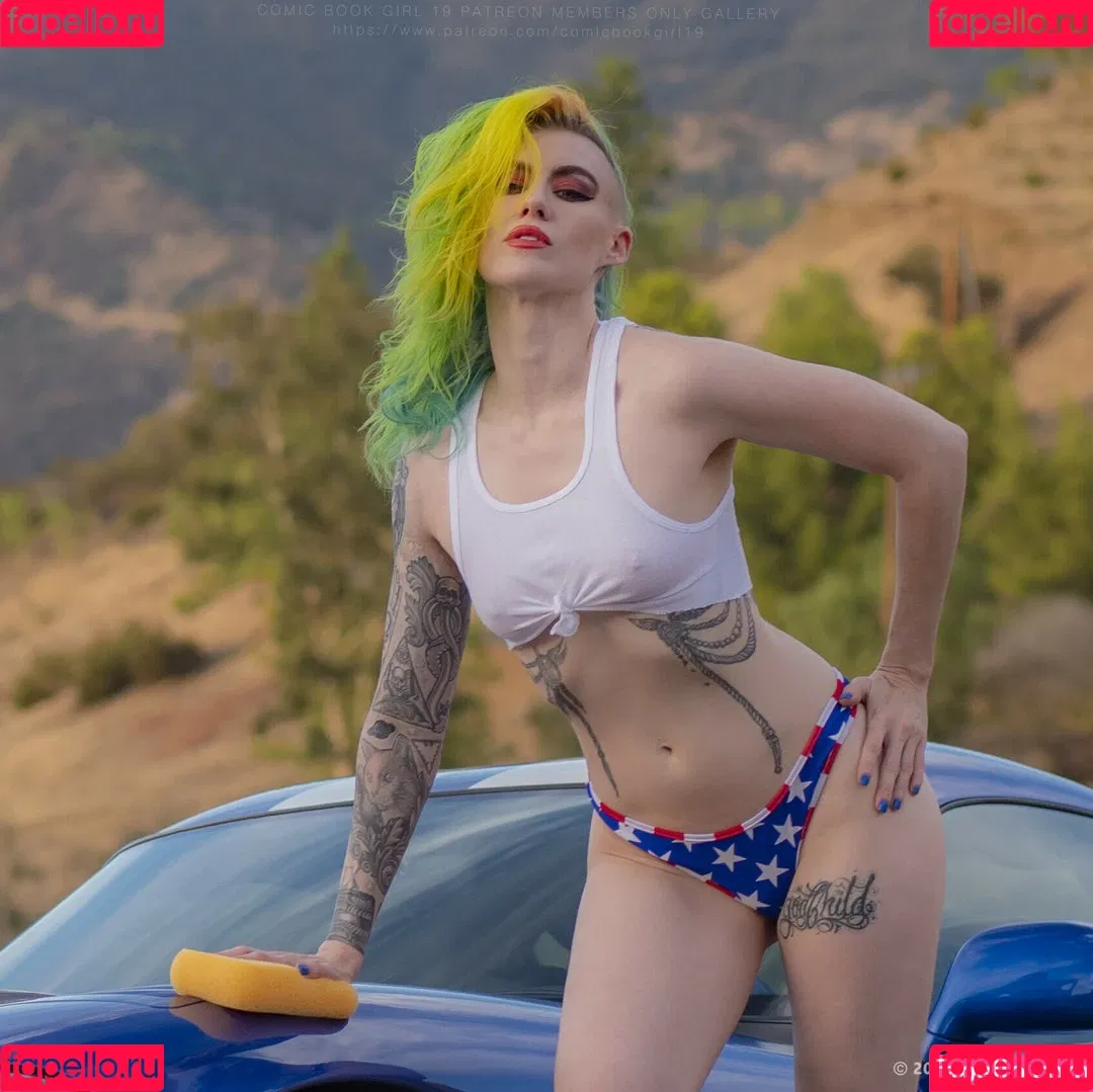 Comicbookgirl19 Onlyfans Photo Gallery 