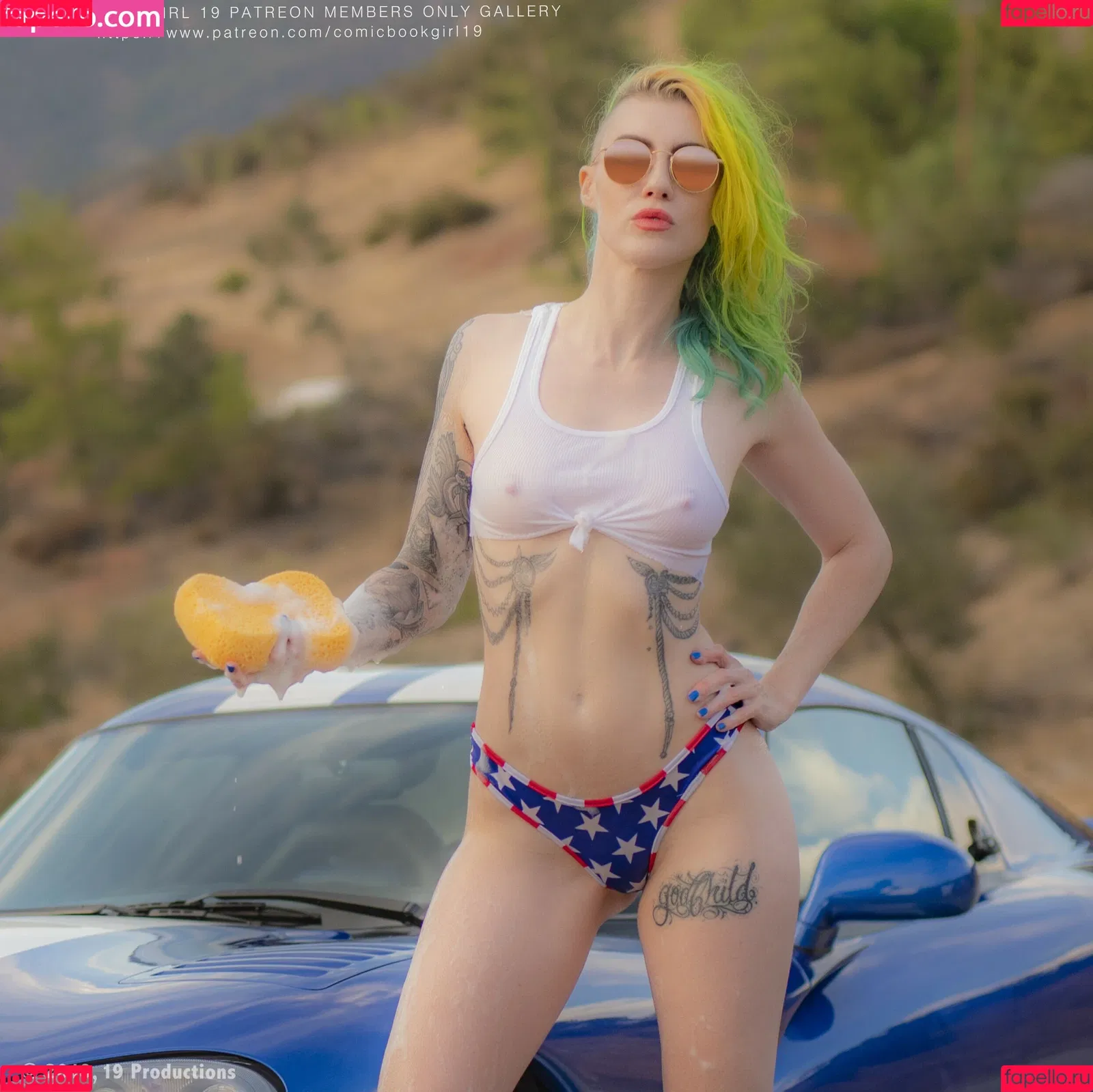 Comicbookgirl19 Onlyfans Photo Gallery 