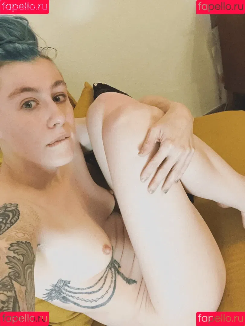 Comicbookgirl19 Onlyfans Photo Gallery 