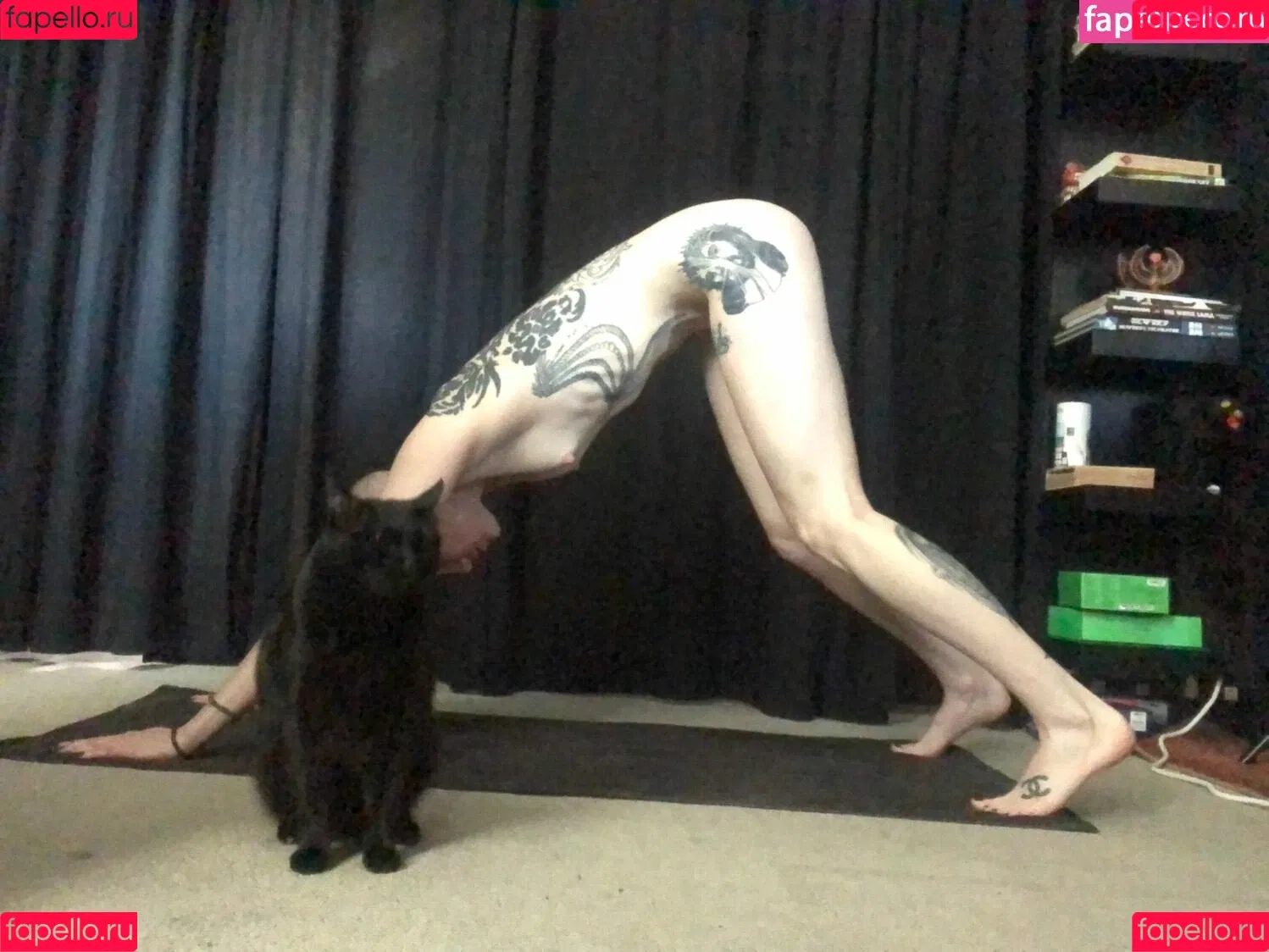 Comicbookgirl19 Onlyfans Photo Gallery 