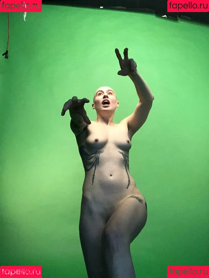 Comicbookgirl19 Onlyfans Photo Gallery 