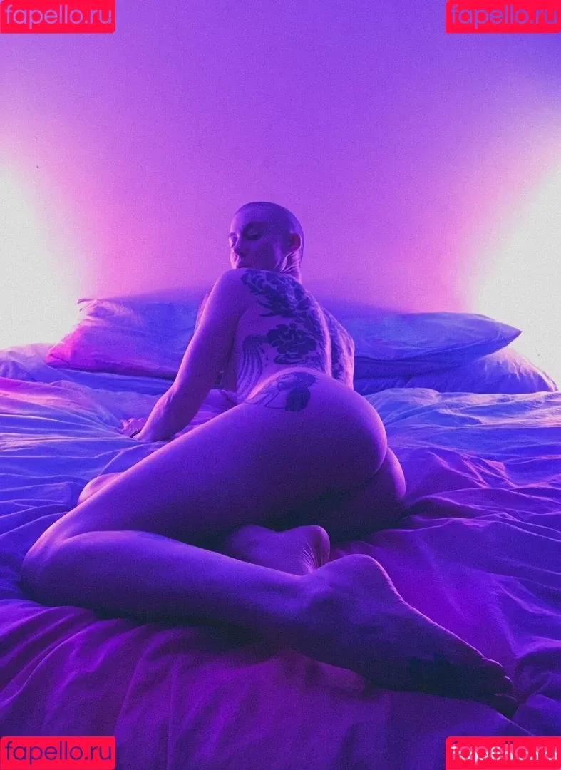 Comicbookgirl19 Onlyfans Photo Gallery 