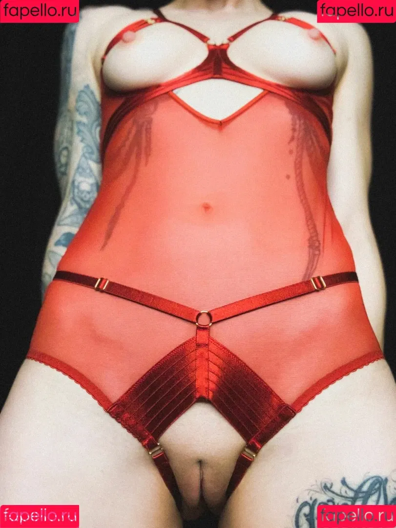 Comicbookgirl19 Onlyfans Photo Gallery 