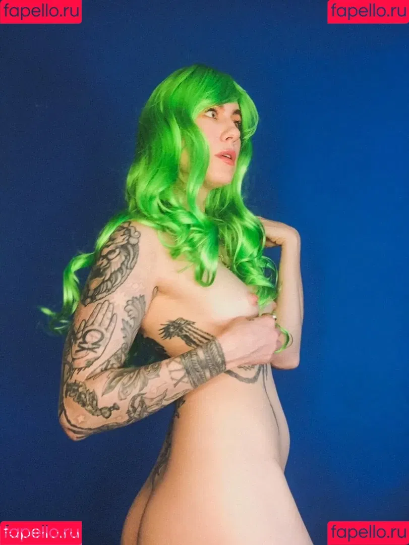Comicbookgirl19 Onlyfans Photo Gallery 