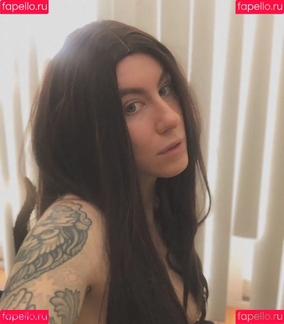 Comicbookgirl19 Onlyfans Photo Gallery 