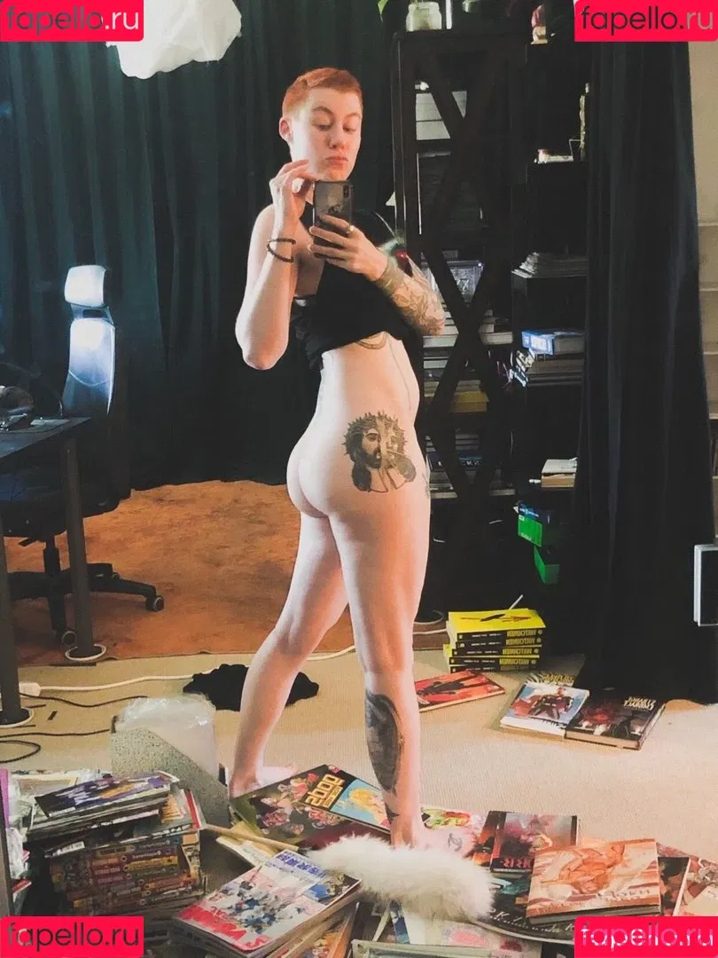 Comicbookgirl19 Onlyfans Photo Gallery 