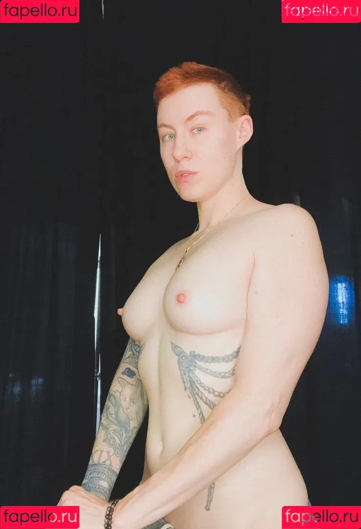 Comicbookgirl19 Onlyfans Photo Gallery 