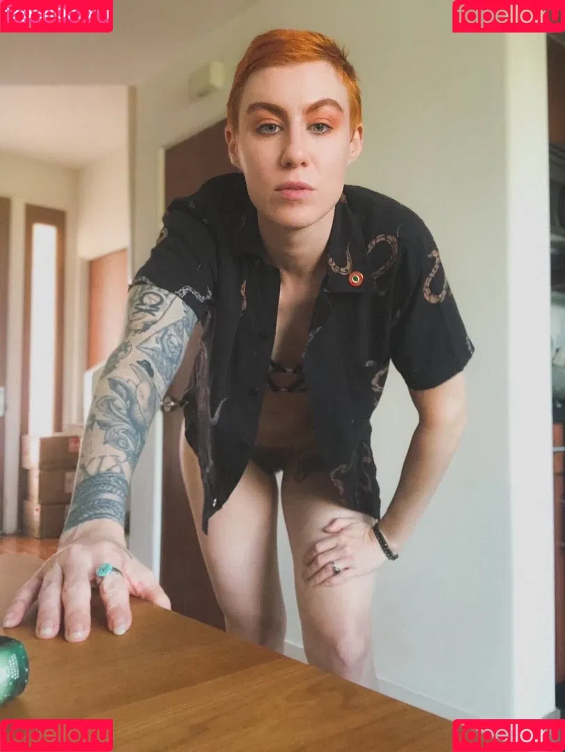 Comicbookgirl19 Onlyfans Photo Gallery 