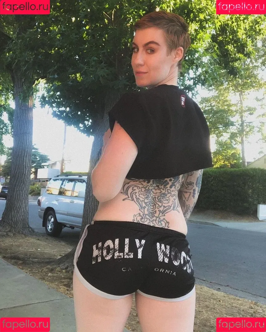 Comicbookgirl19 Onlyfans Photo Gallery 