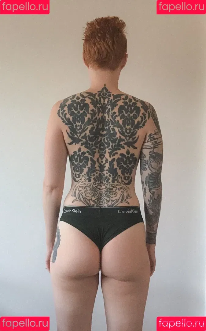 Comicbookgirl19 Onlyfans Photo Gallery 