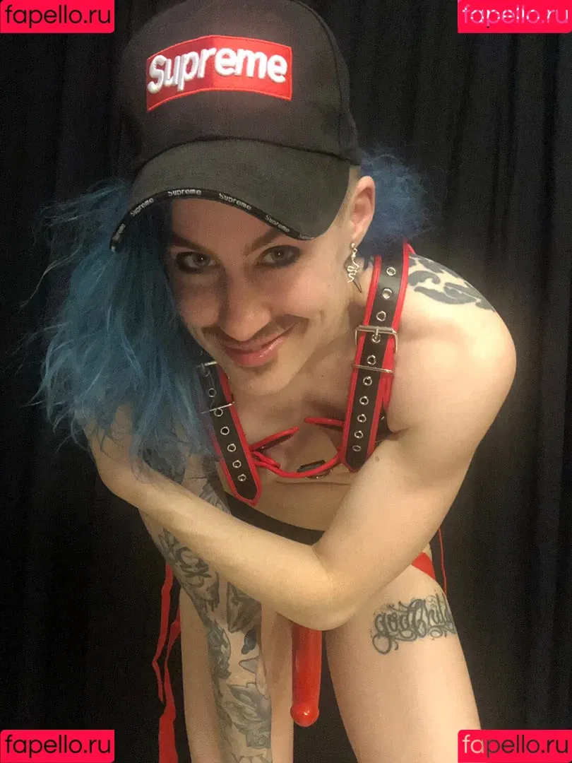Comicbookgirl19 Onlyfans Photo Gallery 