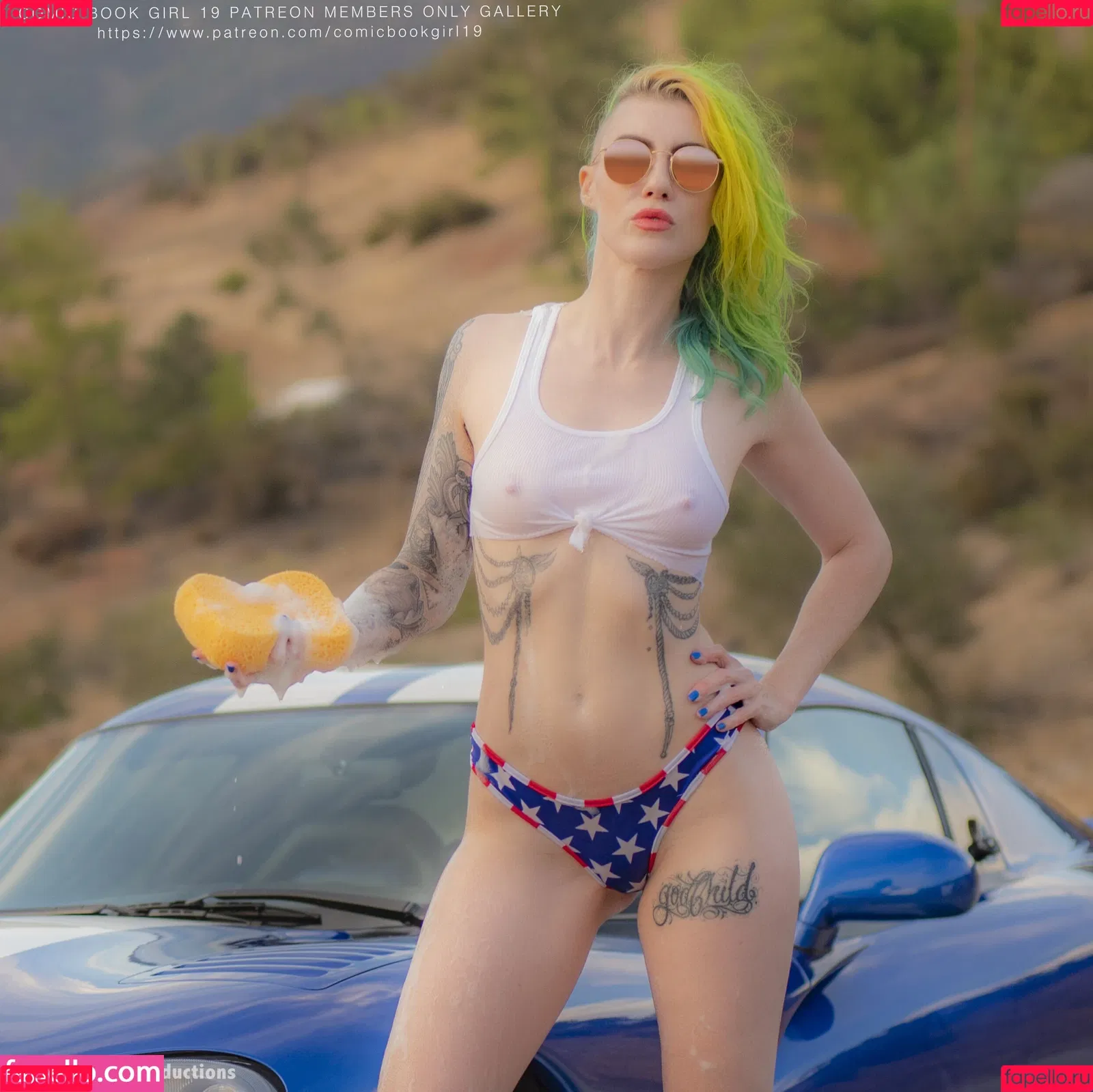 Comicbookgirl19 Onlyfans Photo Gallery 