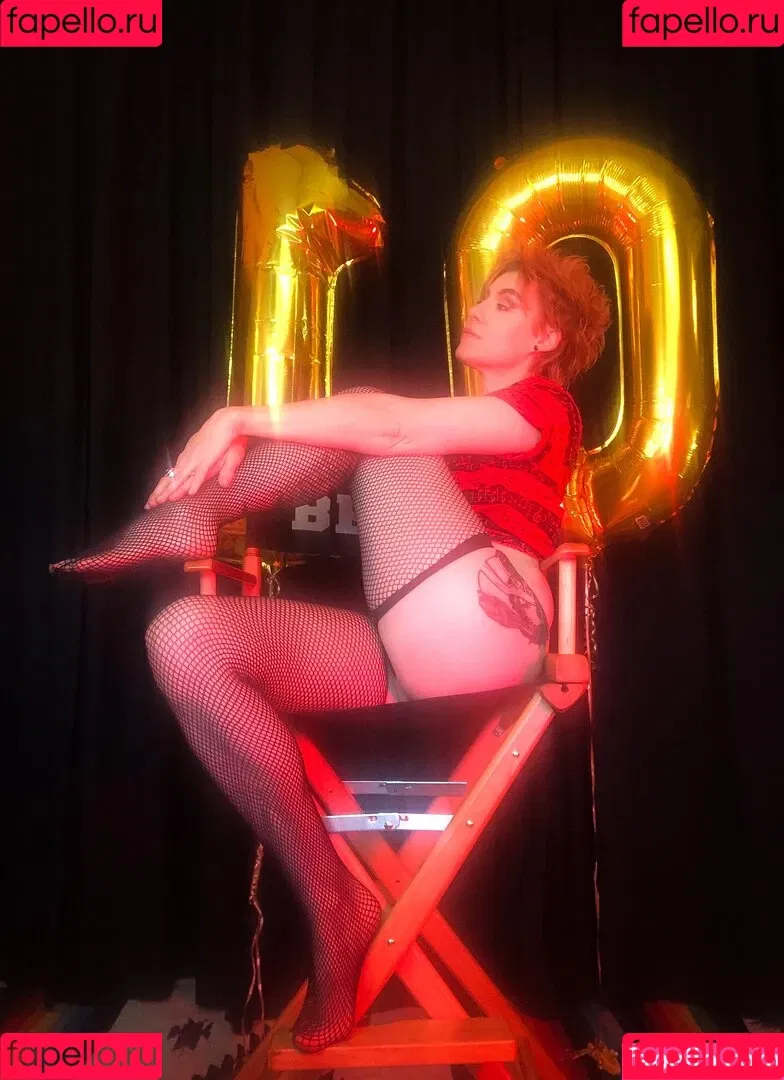 Comicbookgirl19 Onlyfans Photo Gallery 
