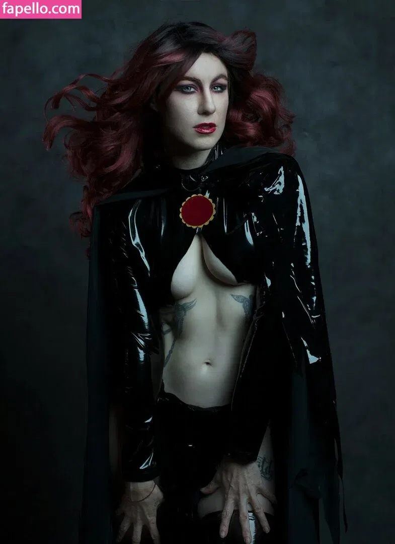 Comicbookgirl19 Onlyfans Photo Gallery 