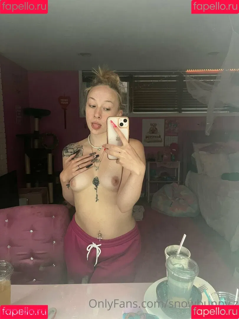 snowbunny.z Onlyfans Photo Gallery 