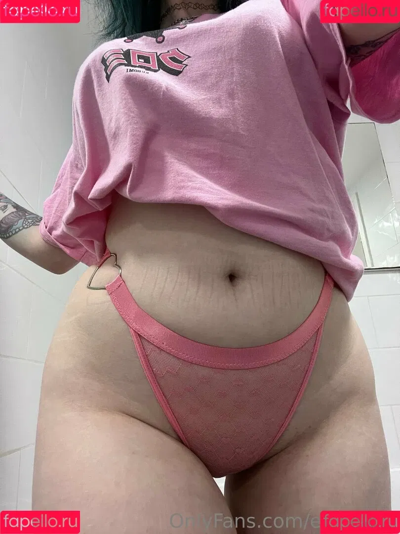emofwog Onlyfans Photo Gallery 