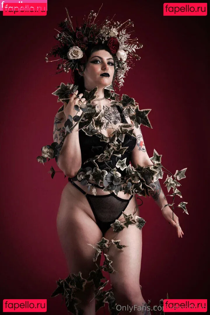 emofwog Onlyfans Photo Gallery 