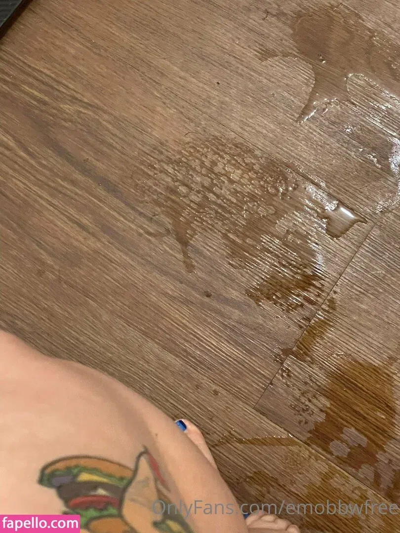 emobbwfree Onlyfans Photo Gallery 