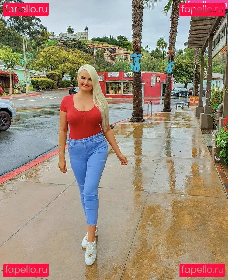 Zandra May Onlyfans Photo Gallery 