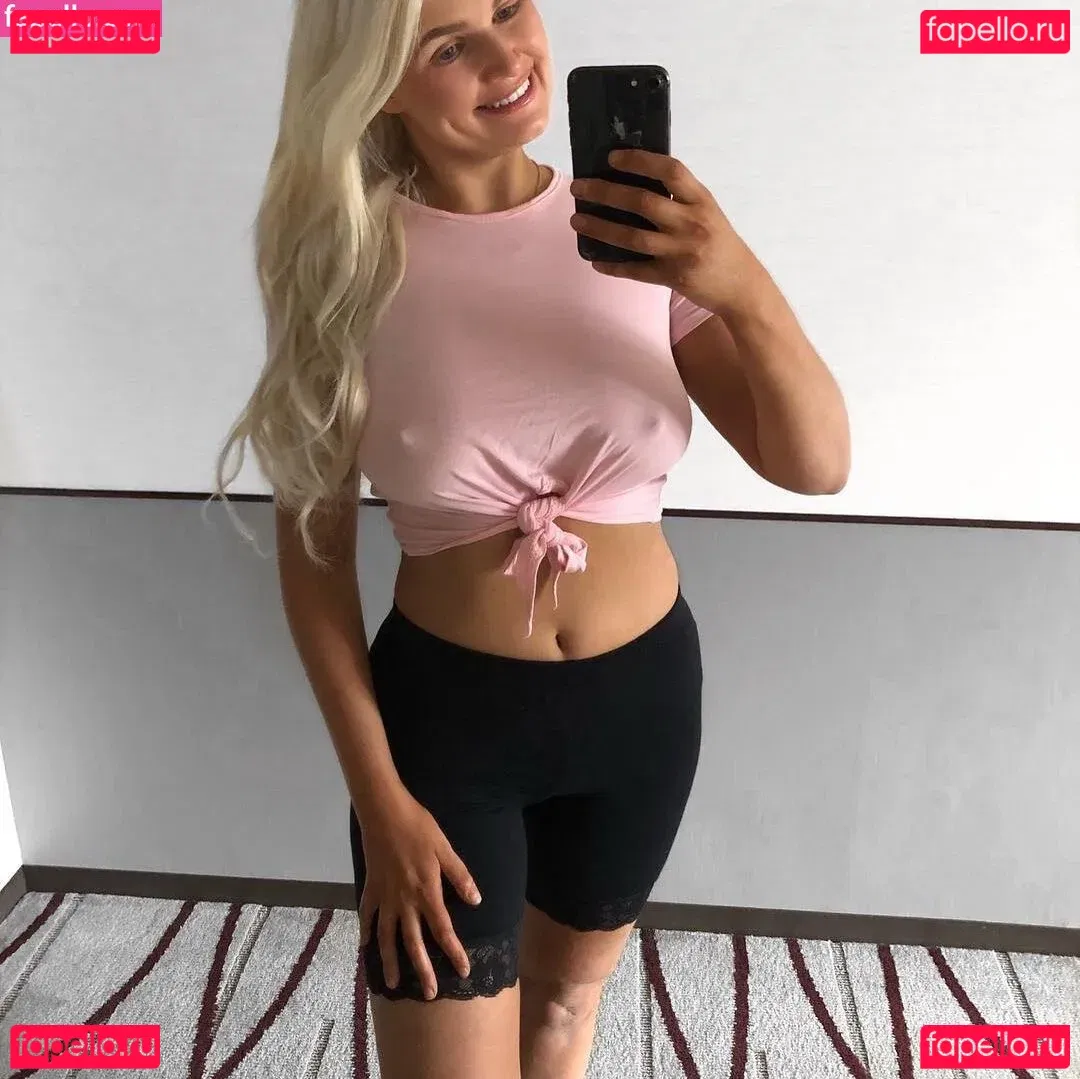 Zandra May Onlyfans Photo Gallery 