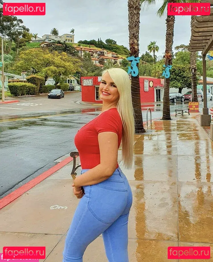 Zandra May Onlyfans Photo Gallery 