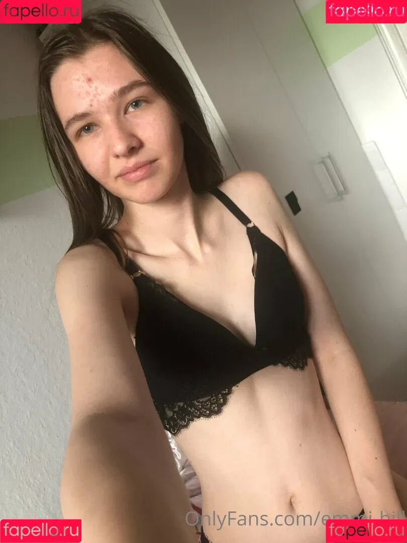 emmi-hill Onlyfans Photo Gallery 