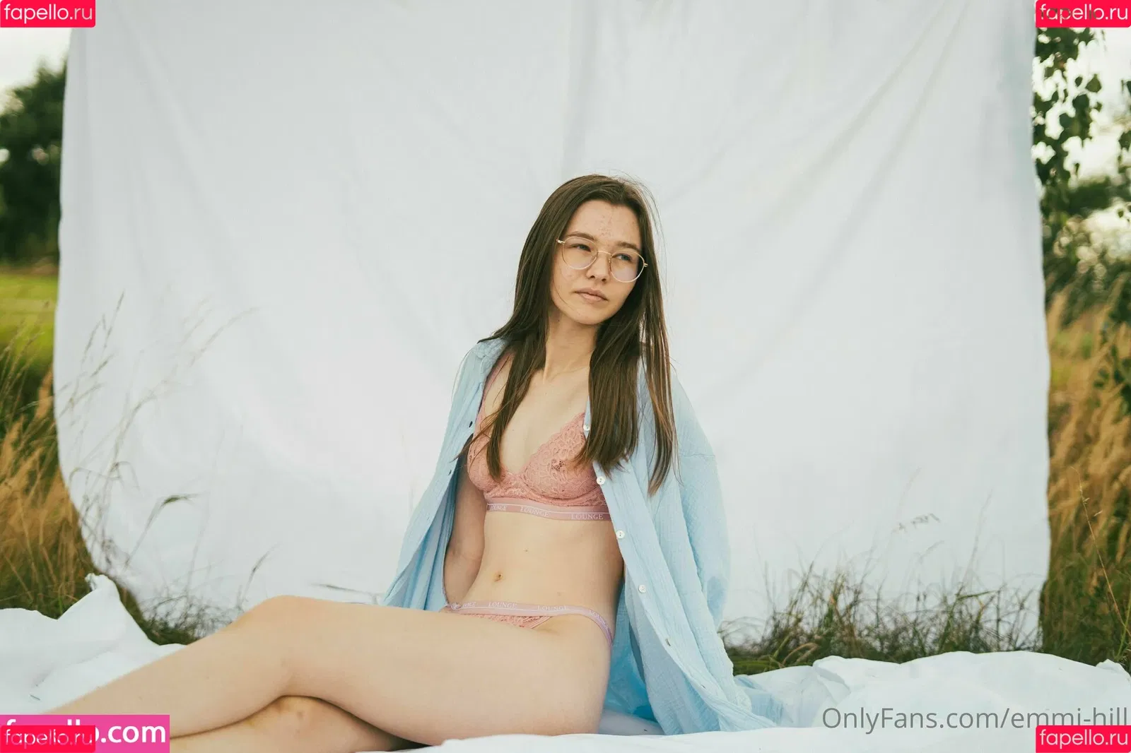 emmi-hill Onlyfans Photo Gallery 